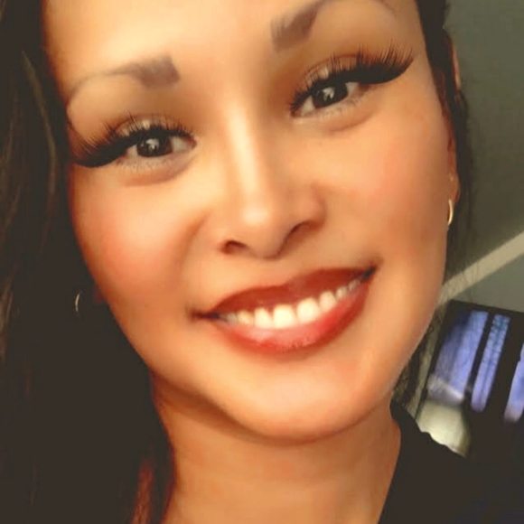 meet your posher, robelyn - Picture 2 of 4